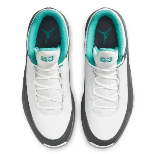 Nike Air Jordan Max Aura 3