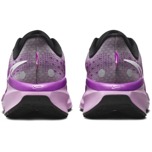 Nike Vomero 17