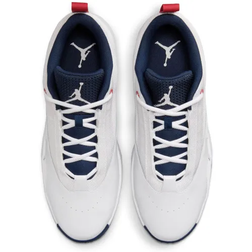 Nike Jordan Max Aura 6