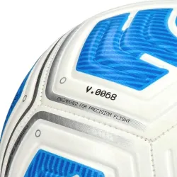 Nike Strike Team futball-labda