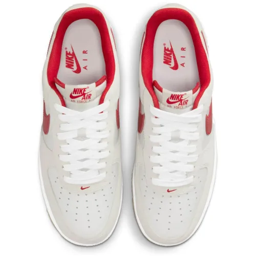 Nike Air Force 1 '07 LV8