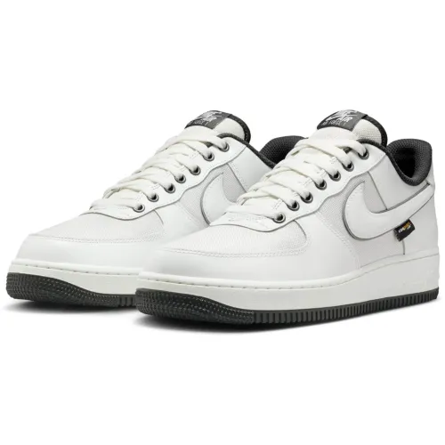 Nike Air Force 1 '07 LV8