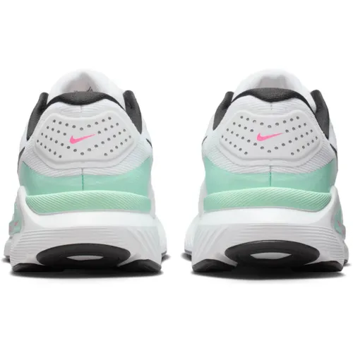 Nike Structure 26