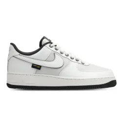 Nike Air Force 1 '07 LV8