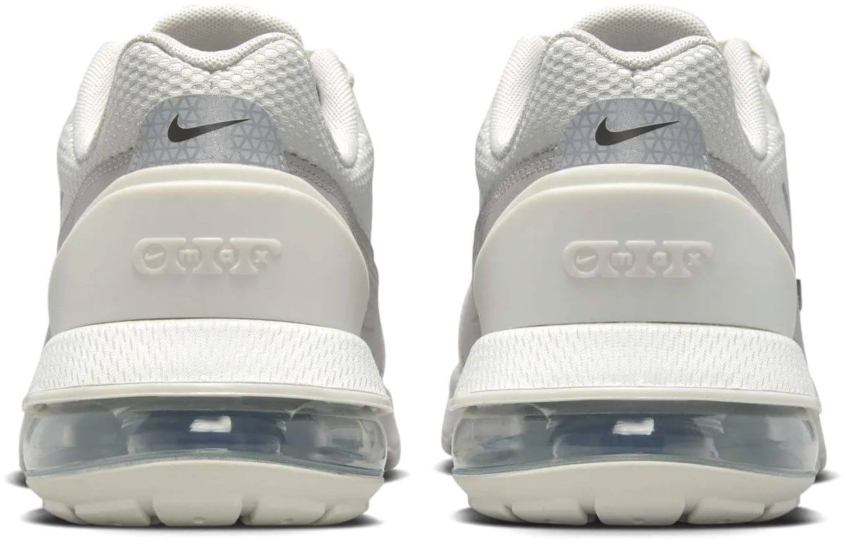 Nike Air Max Pulse - 40 · záber 6