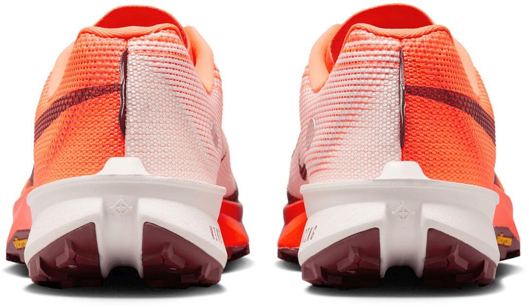 Nike Terra Kiger 10 - 42 · záber 12