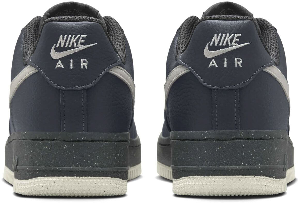 Nike Air Force 1 '07 - 41 · záber 6