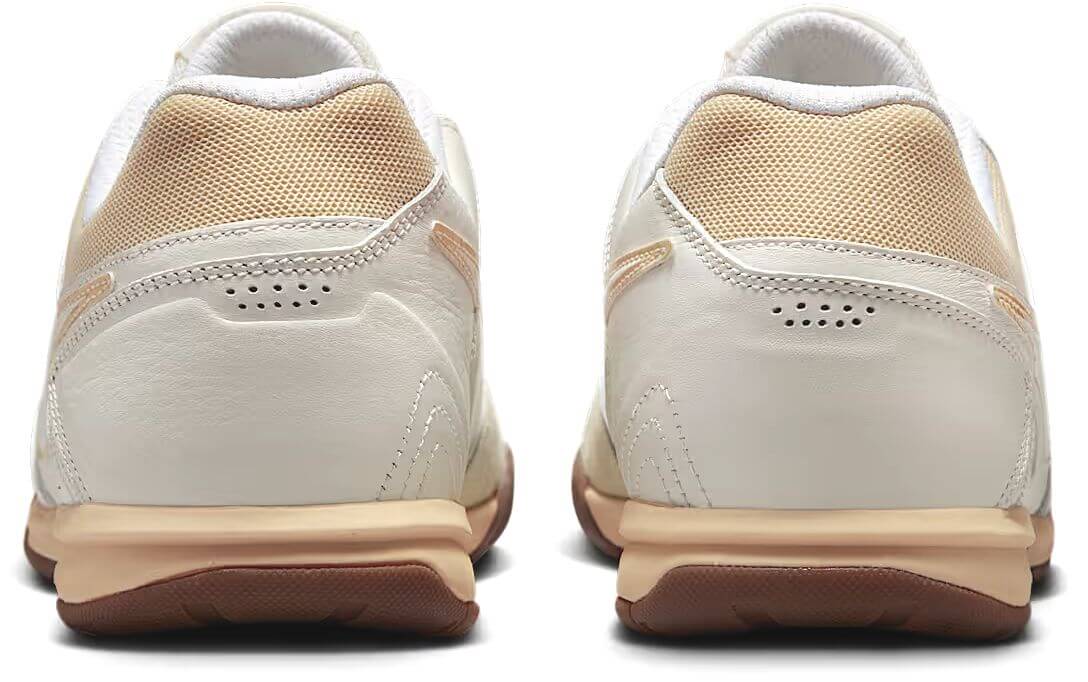 Nike Gato IC - 44 · záber 6